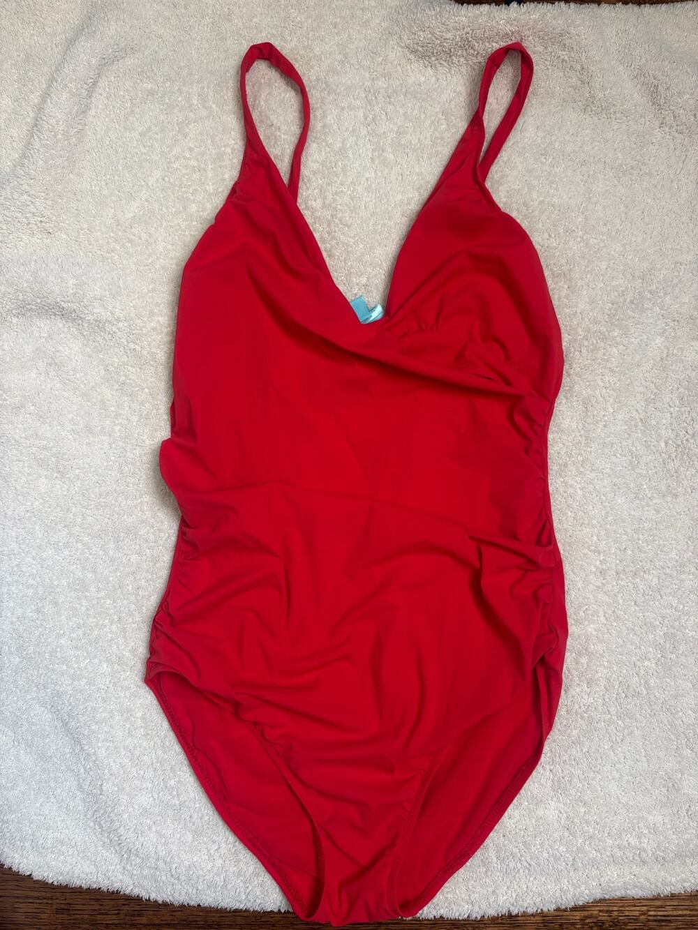Love your Assets Women's Size Large Sweetheart Neckline One Piece Swimsuit Red